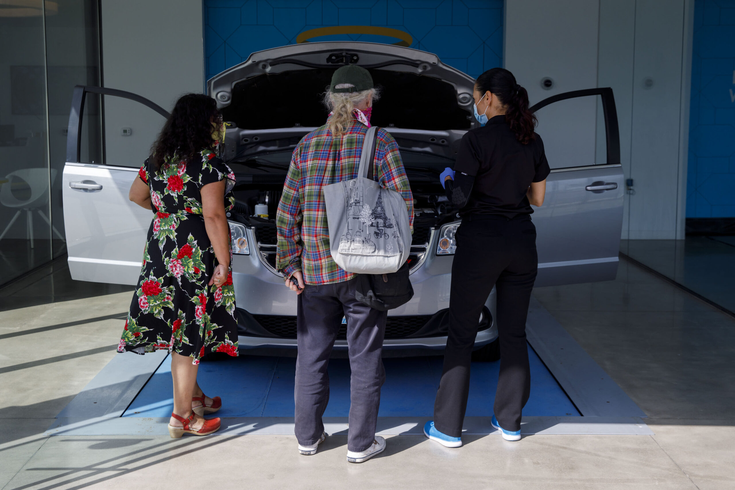 Used car prices to stay high until automakers fix production issues