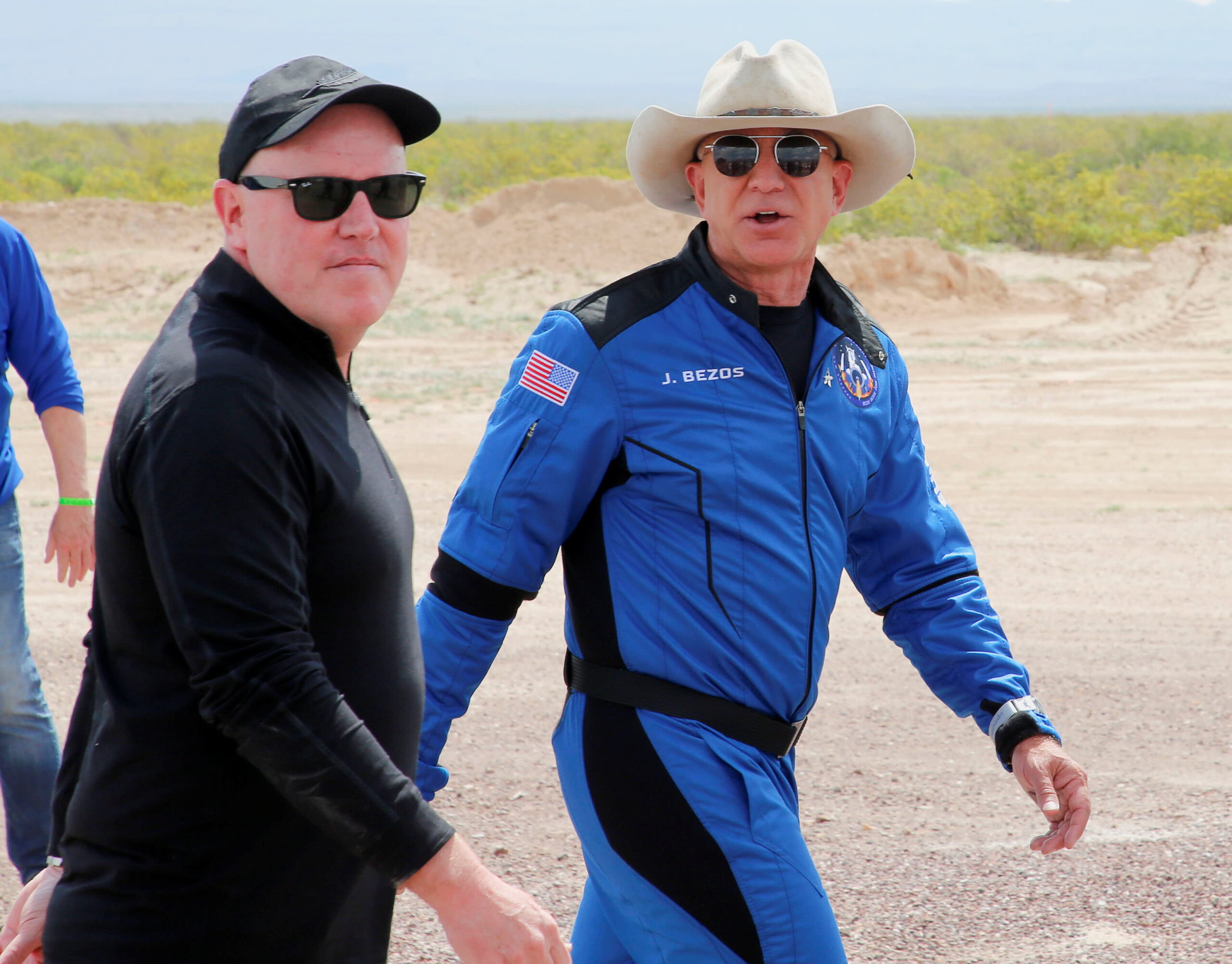 Jeff Bezos’ Blue Origin takes NASA to federal court over HLS contract