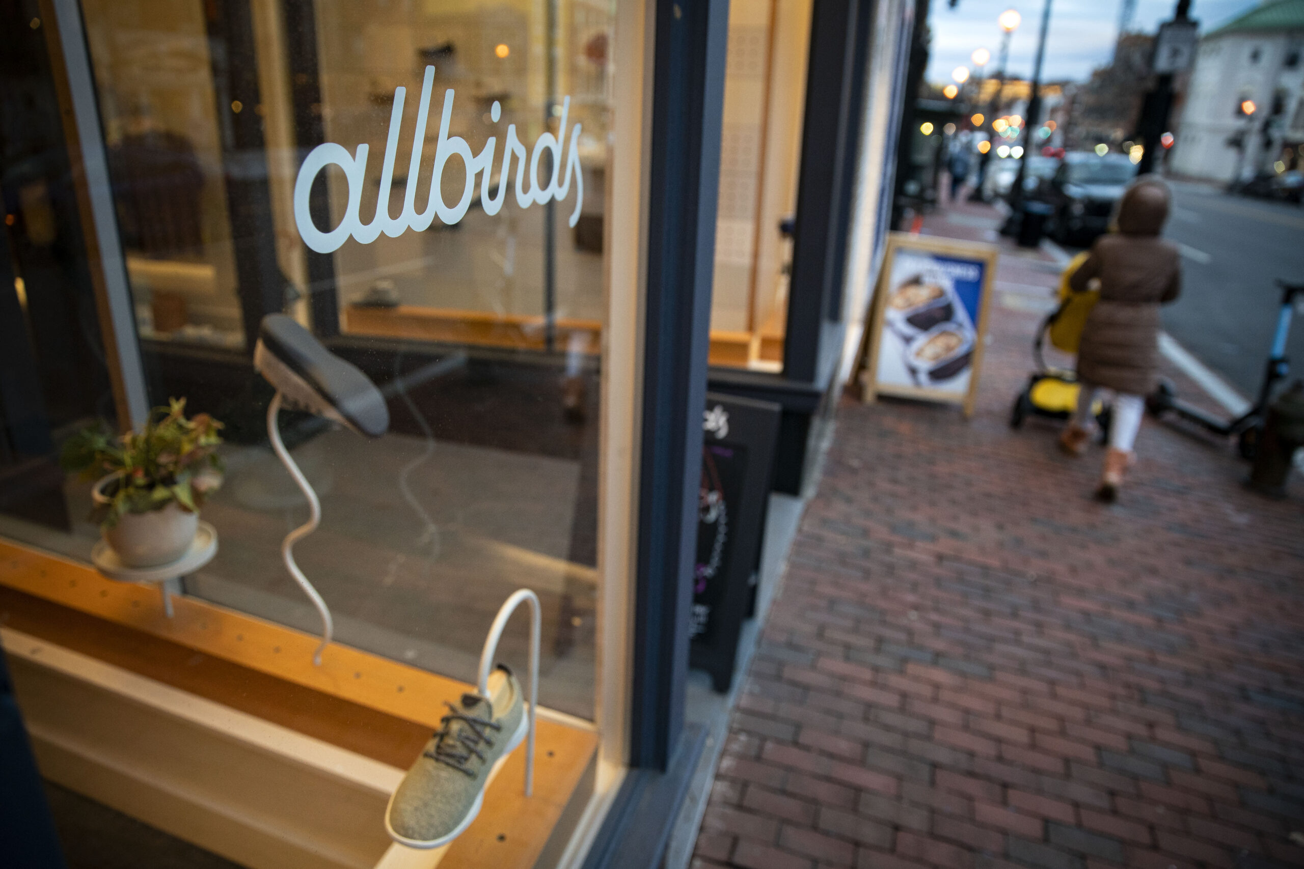 Allbirds (BIRD) reports Q3 2021 earnings