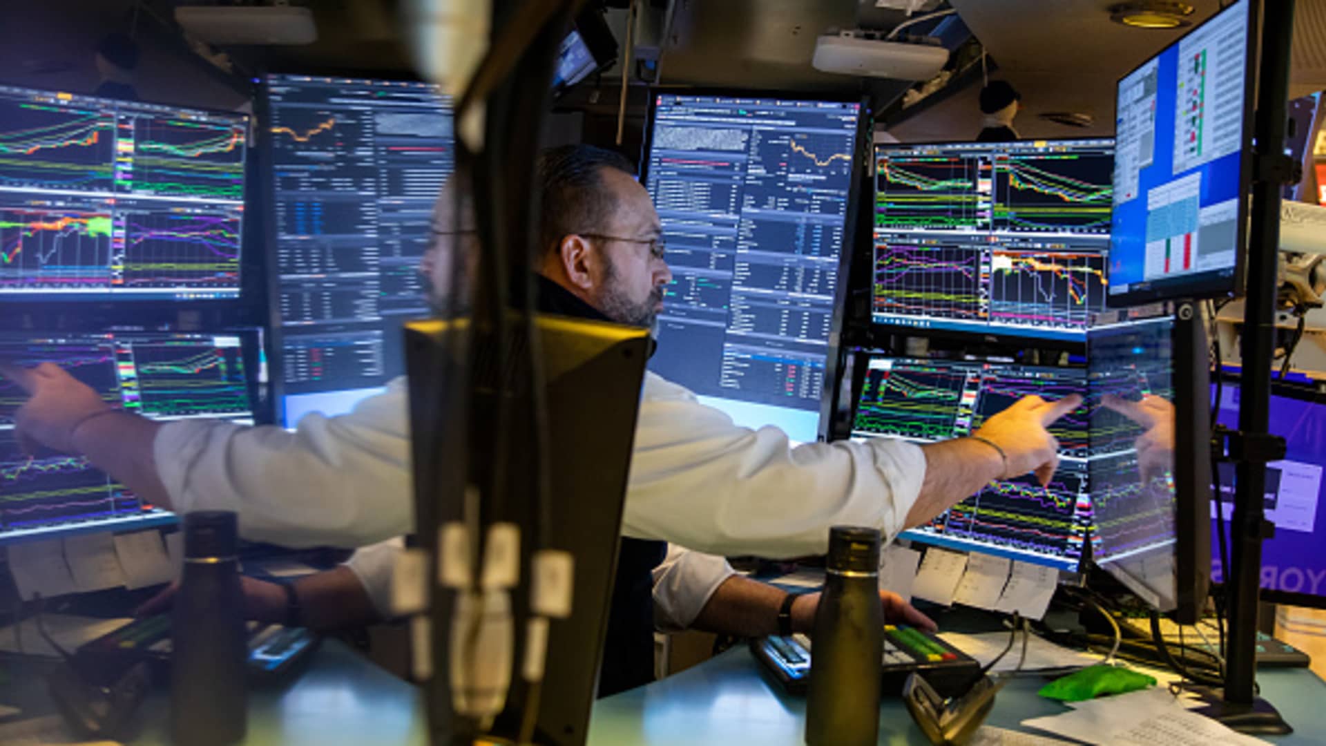 After the latest market wreck, here’s how we decide what stocks to buy now