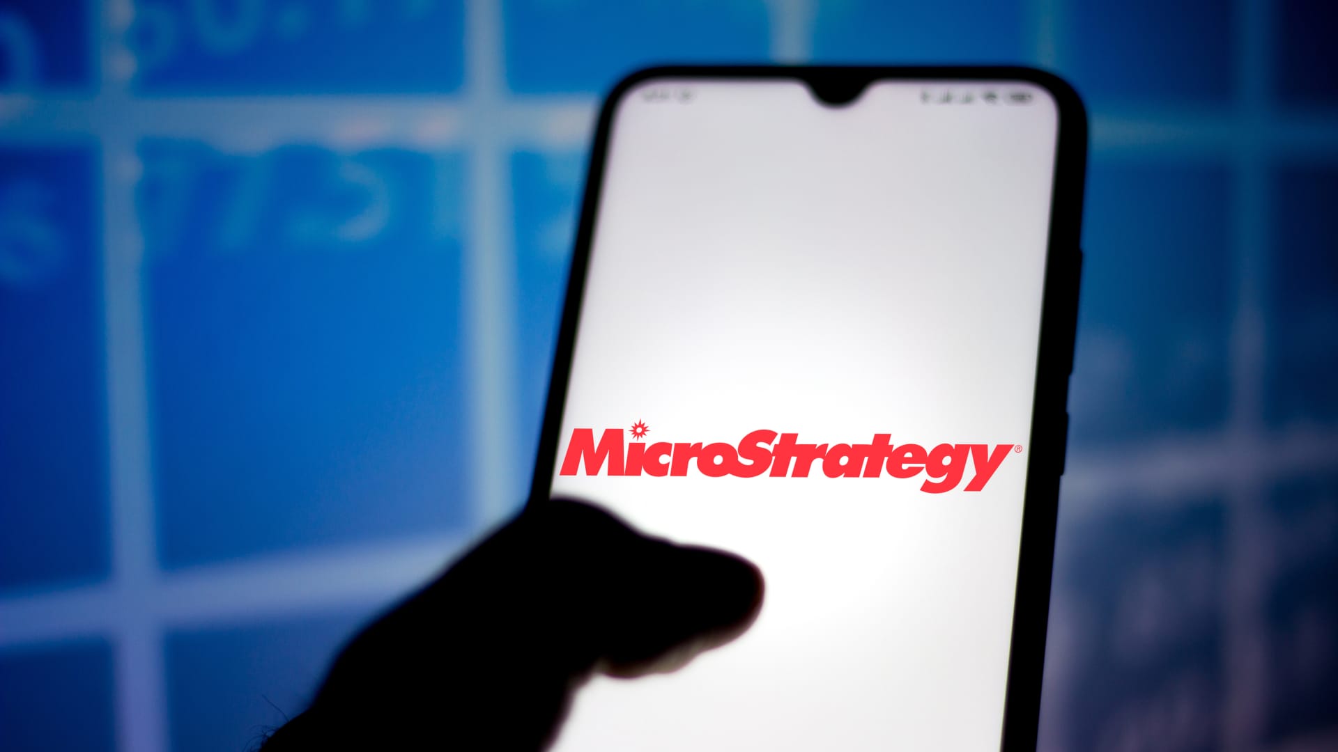 MicroStrategy’s bitcoin bet looks shaky and is now underwater