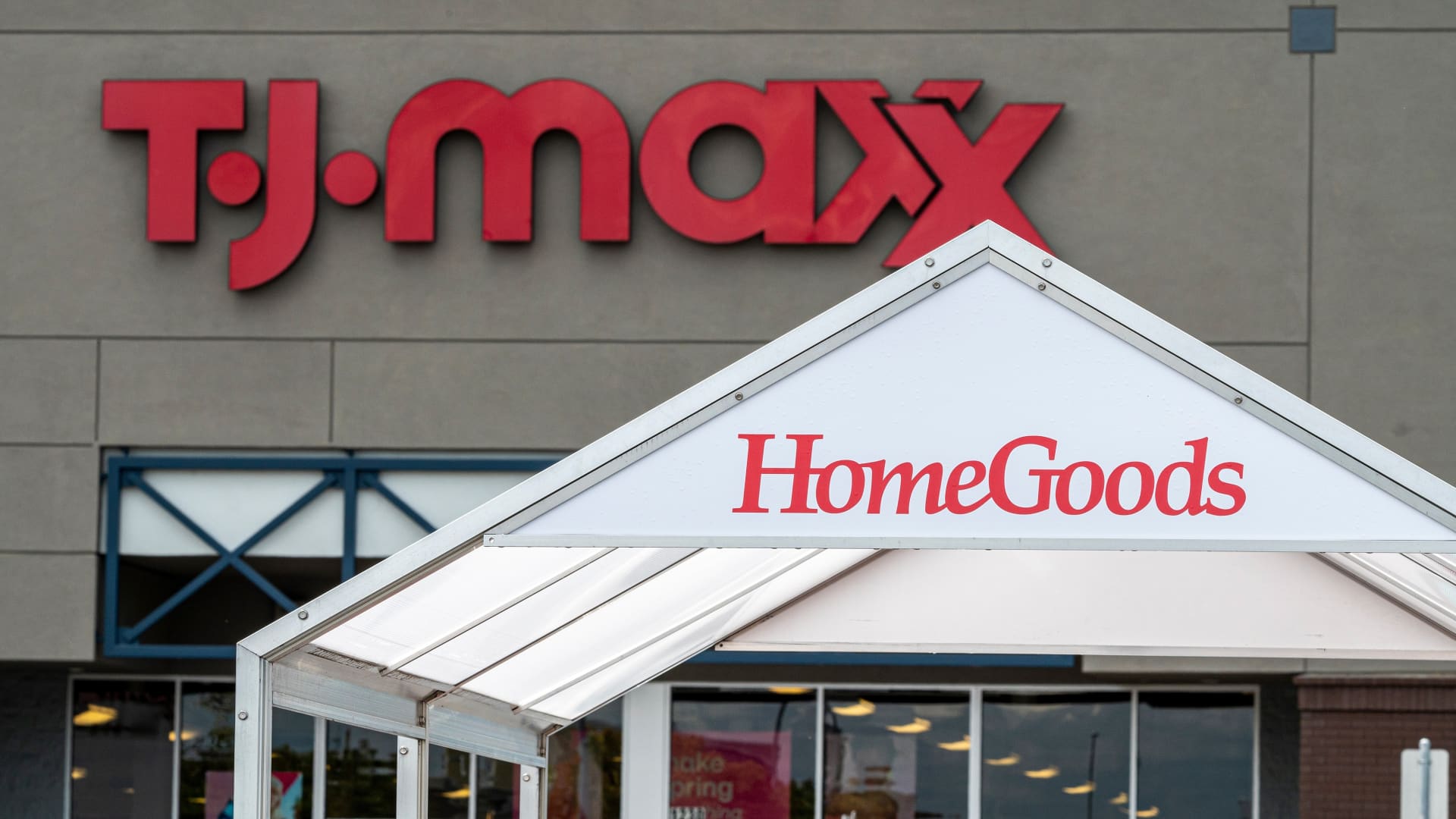 TJX Companies (TJX) earnings Q4 2024